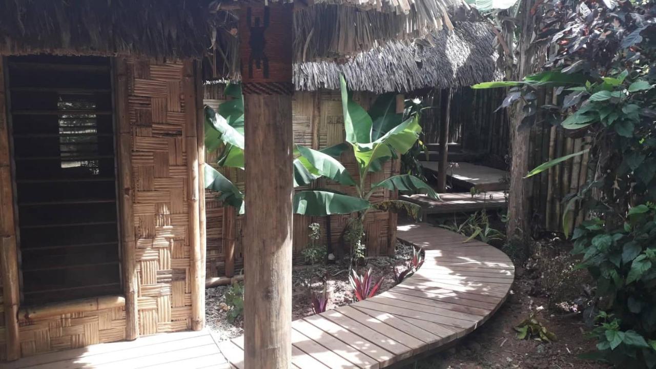 Oneta Resort Naqara Buitenkant foto